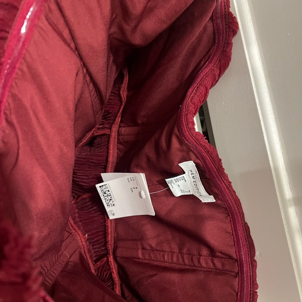 Zara Deep red wine womens strapless top. Would pair beautifully with any bottom. - Picture 3 of 5